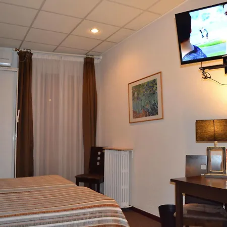 D'angleterre, 3*