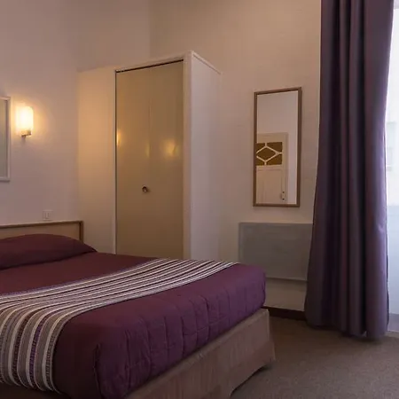 D'angleterre, 3*